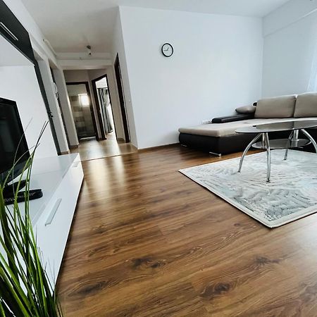 Green Apartaments Zărneşti Eksteriør billede