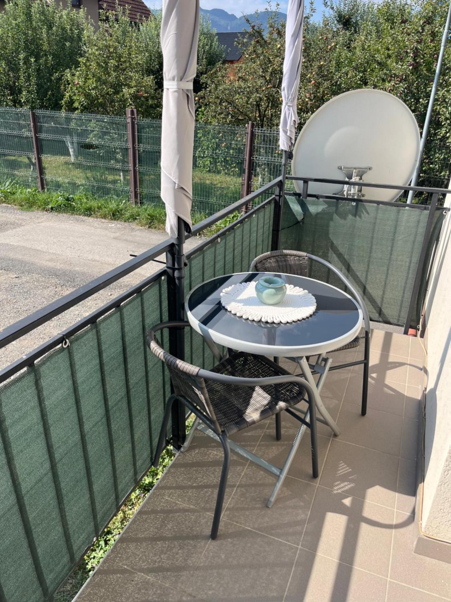 Green Apartaments Zărneşti Eksteriør billede