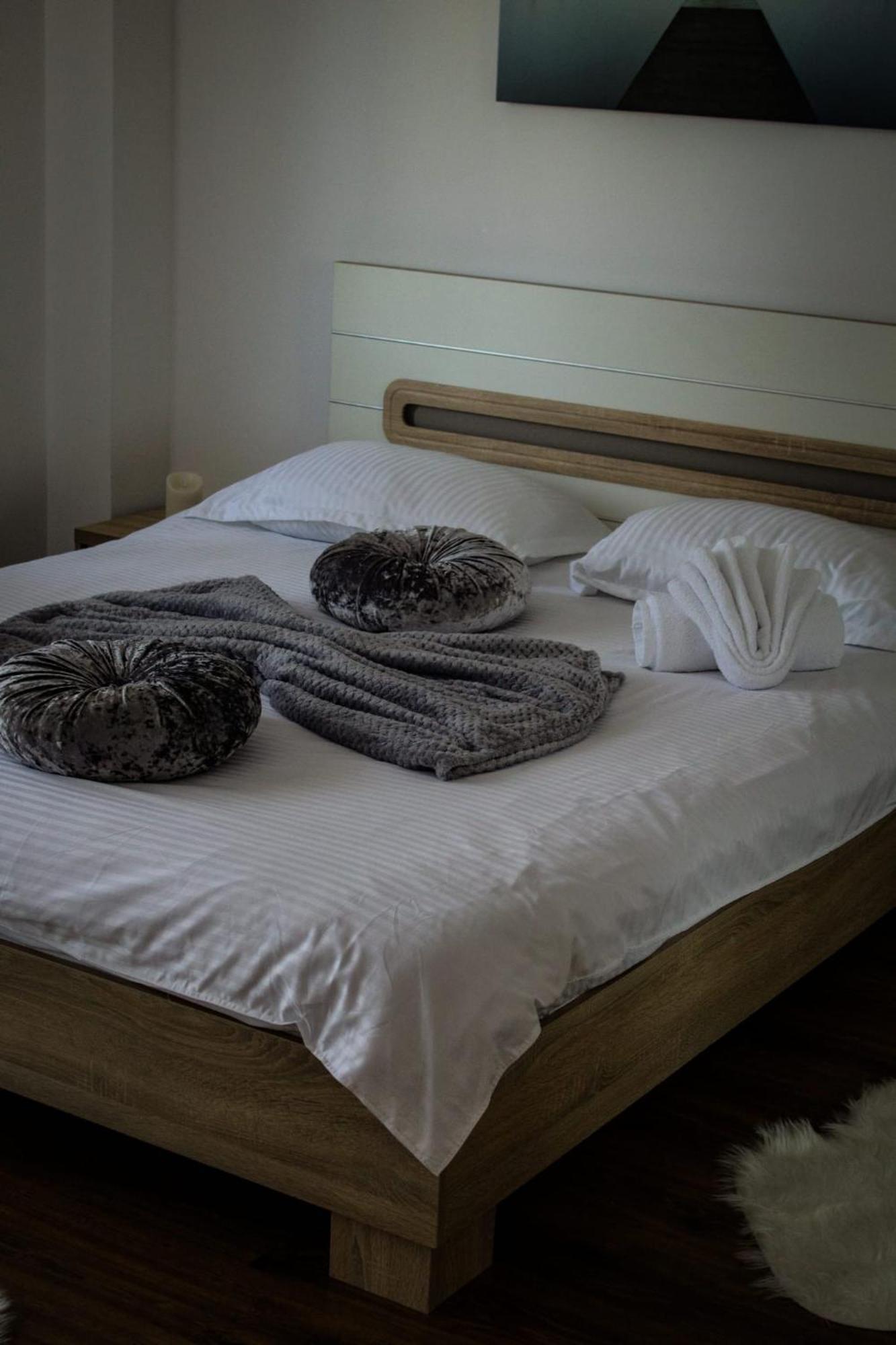 Green Apartaments Zărneşti Eksteriør billede